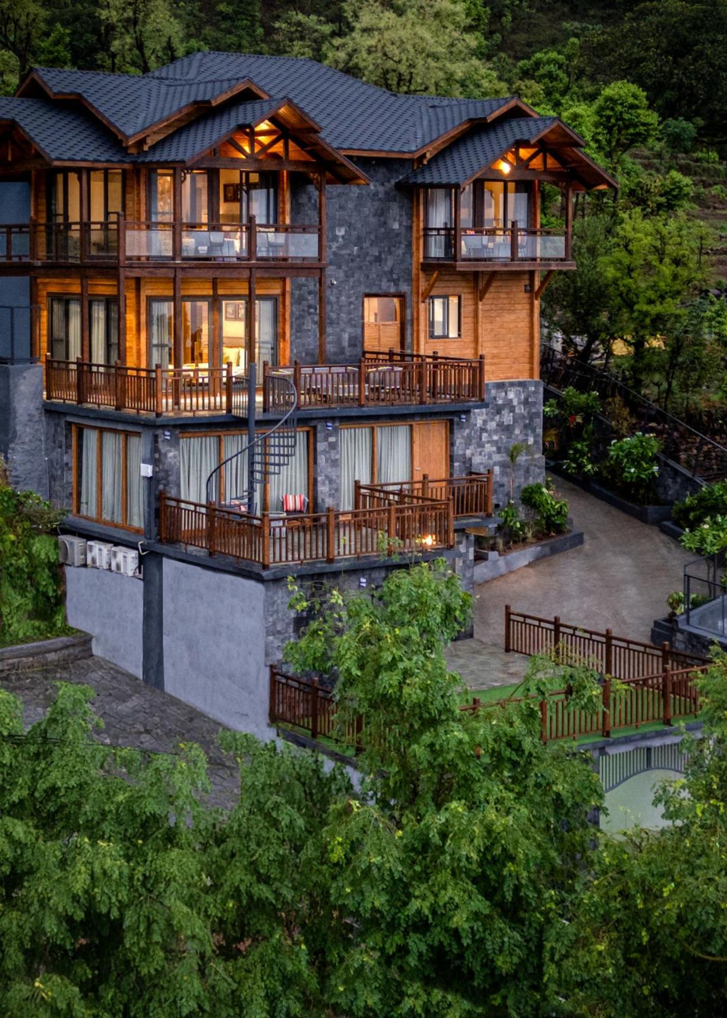 Ama Stays & Trails Kashi House, Rishīkesh Exterior foto